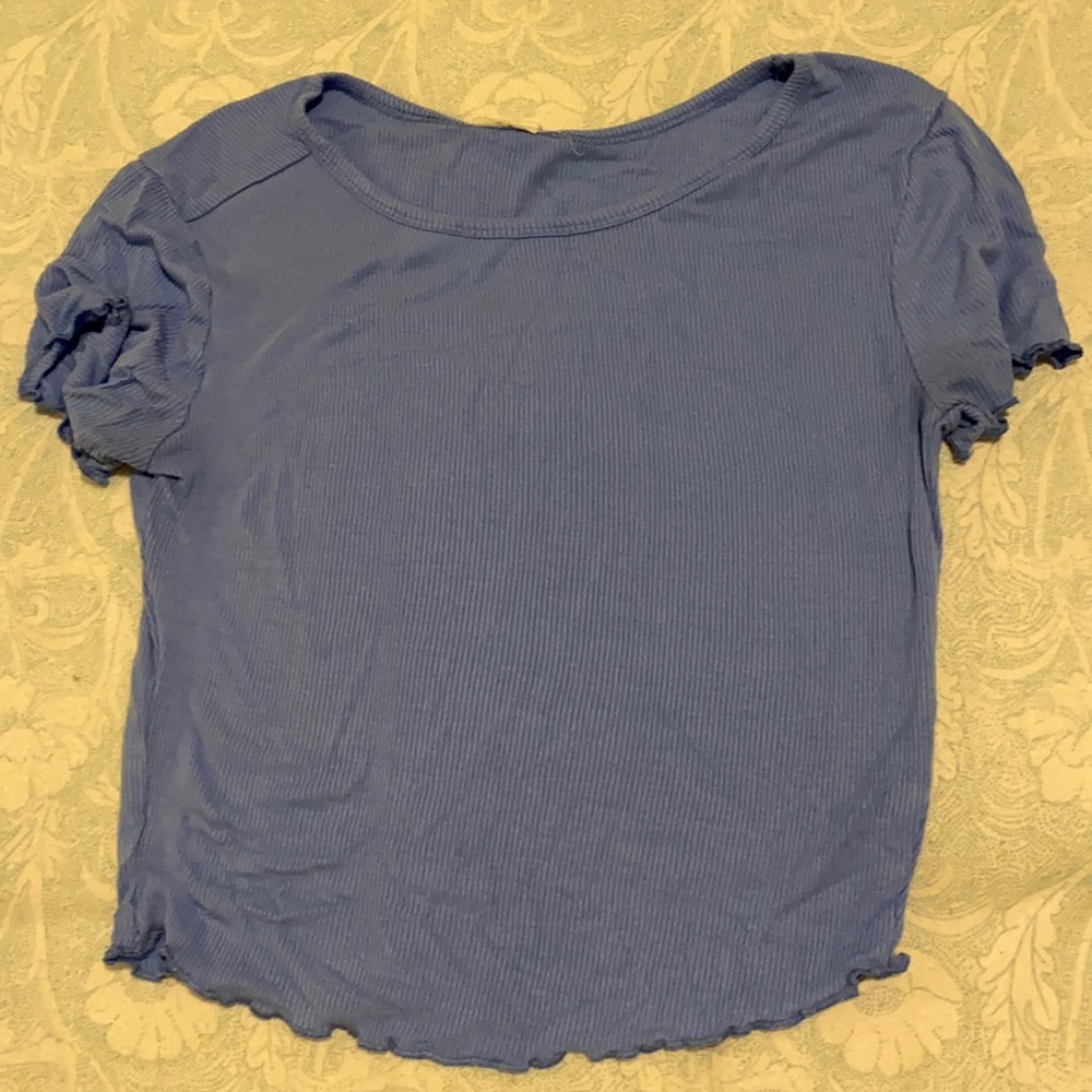 Tilly’s Soft Breathable Blue Crop Top Size:S